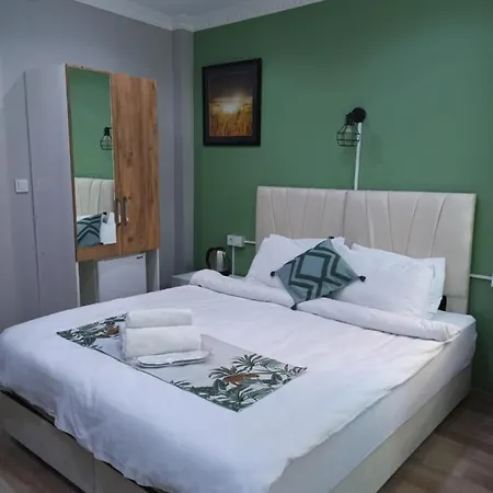 Taxim Starlight Hotel 2*