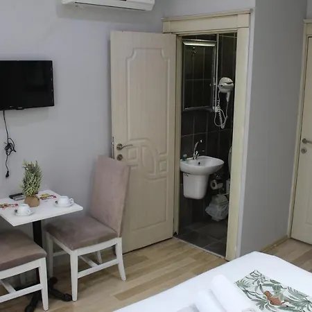 Hotel Taxim Starlight 2*